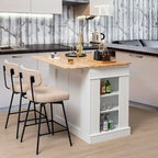 Grand îlot de cuisine avec bar de petit-déjeuner pliant, plateau en bois et étagères
